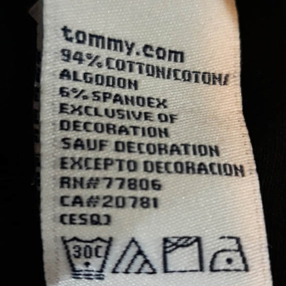 Tommy Hilfiger dtess - Picture 9 of 9